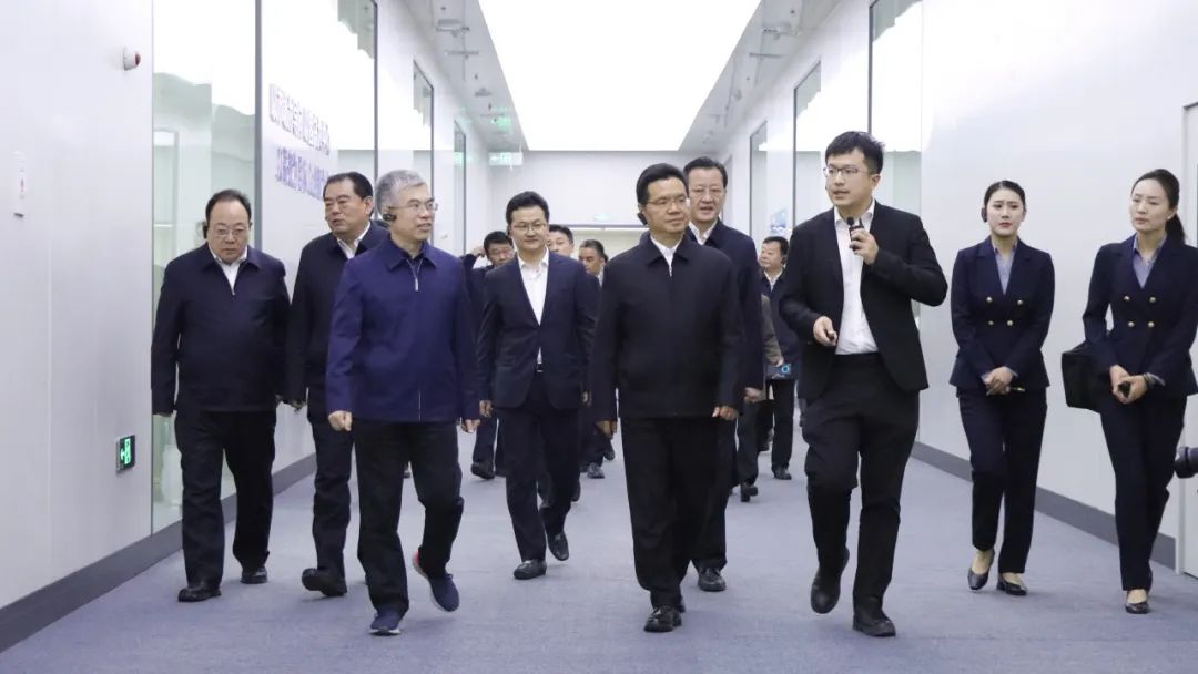 尊龙凯时绿能-双碳目的和能源革命的践行者